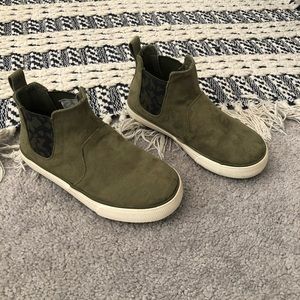 Toddler tennis/dress shoe